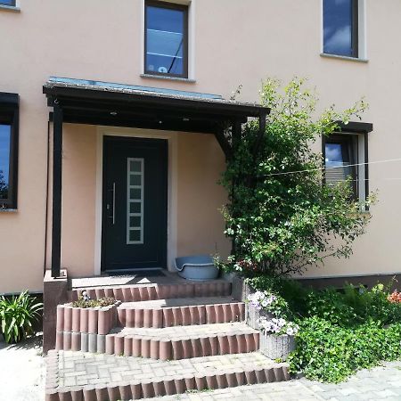 Ferienwohnung Am Park Pegau Ngoại thất bức ảnh