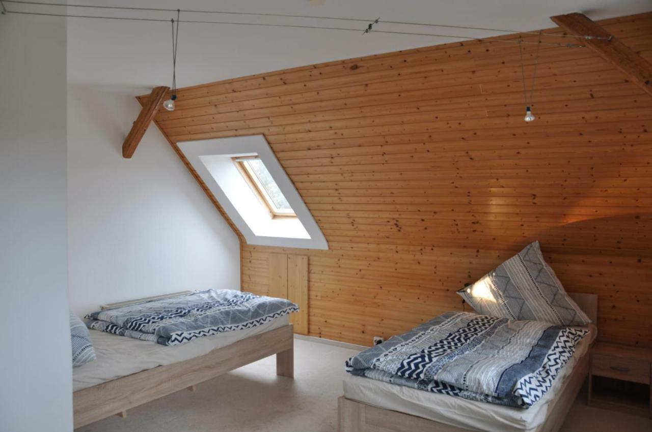 Ferienwohnung Am Park Pegau Ngoại thất bức ảnh